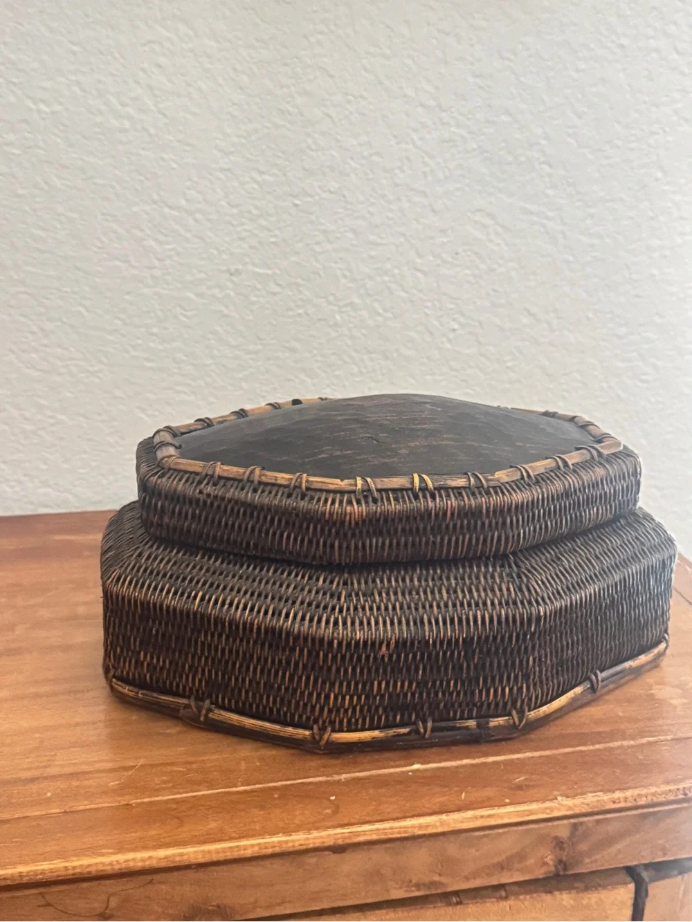 Vintage Rustic Woven Rattan Decorative Storage Box in Dark Brown 10